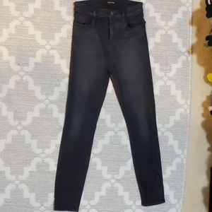 Size 28 JBrand Alana jeans in Black Elixir
